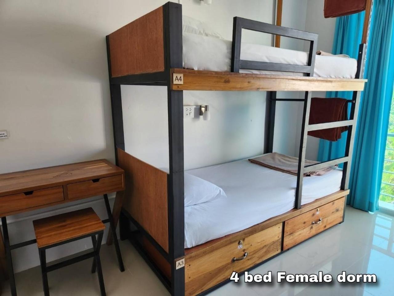 Theppahrak Hostel Khaolak Khao Lak Rom bilde